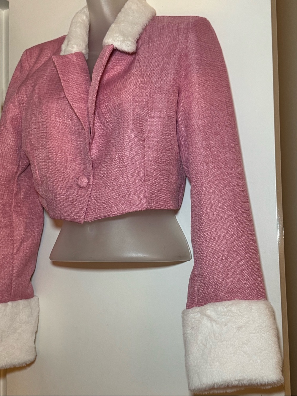 SHEIN Pink Cropped Blazer with White Faux-Fur Trim